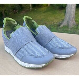 Baretraps Jamese Slip-On Wedges Size 8.5 M